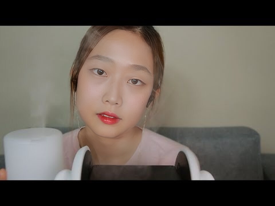 ASMR l l Goodnight Mmwah & Ear Blowing l Diffuser l Lotion Massage